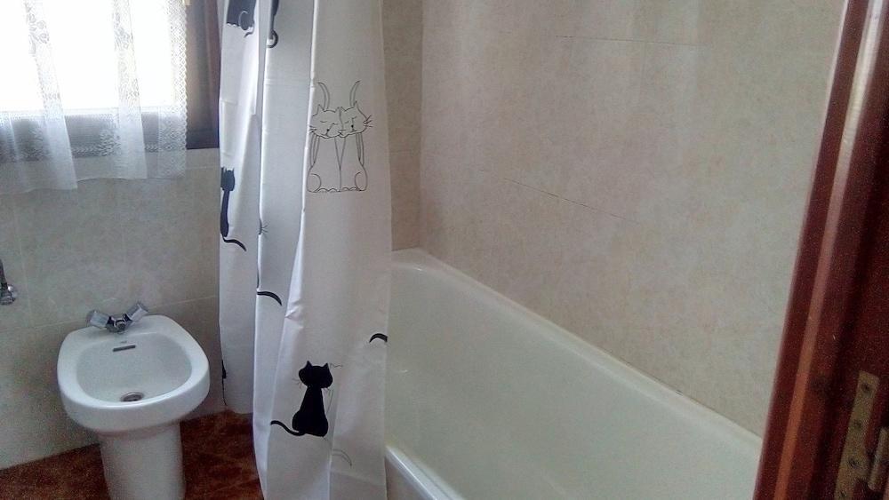Apartamentos Rurales Ovio Llanes Eksteriør bilde